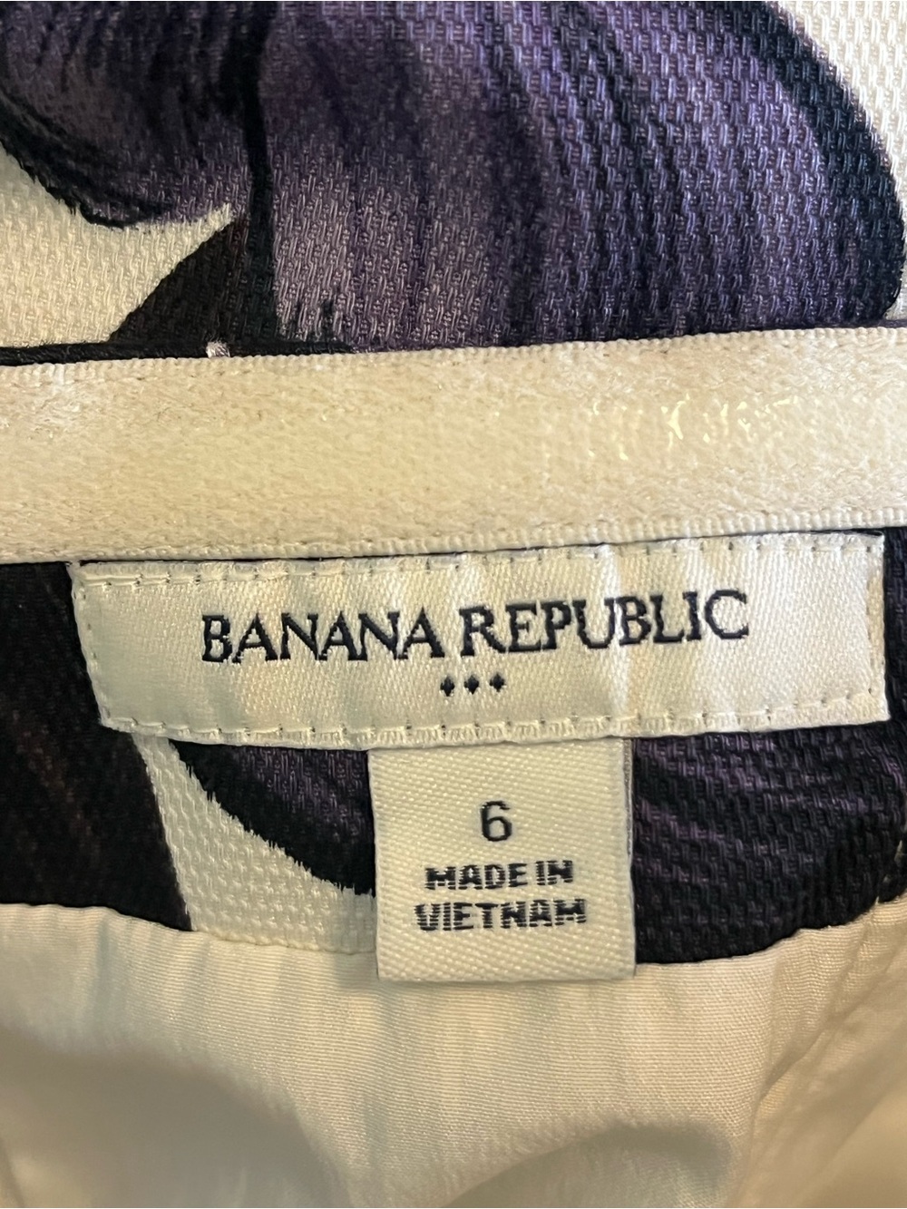 Banana Republic Strapless Floral Dress in Cream, Purple, Brown & Black size 6 - Picture 6 of 7